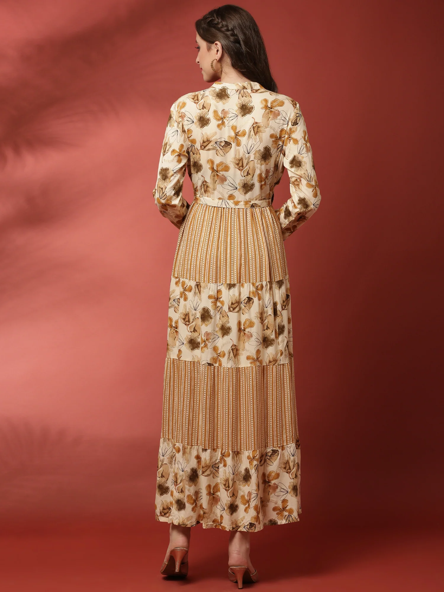 Beige rayon printed long dress with hand embroidery - Image 3