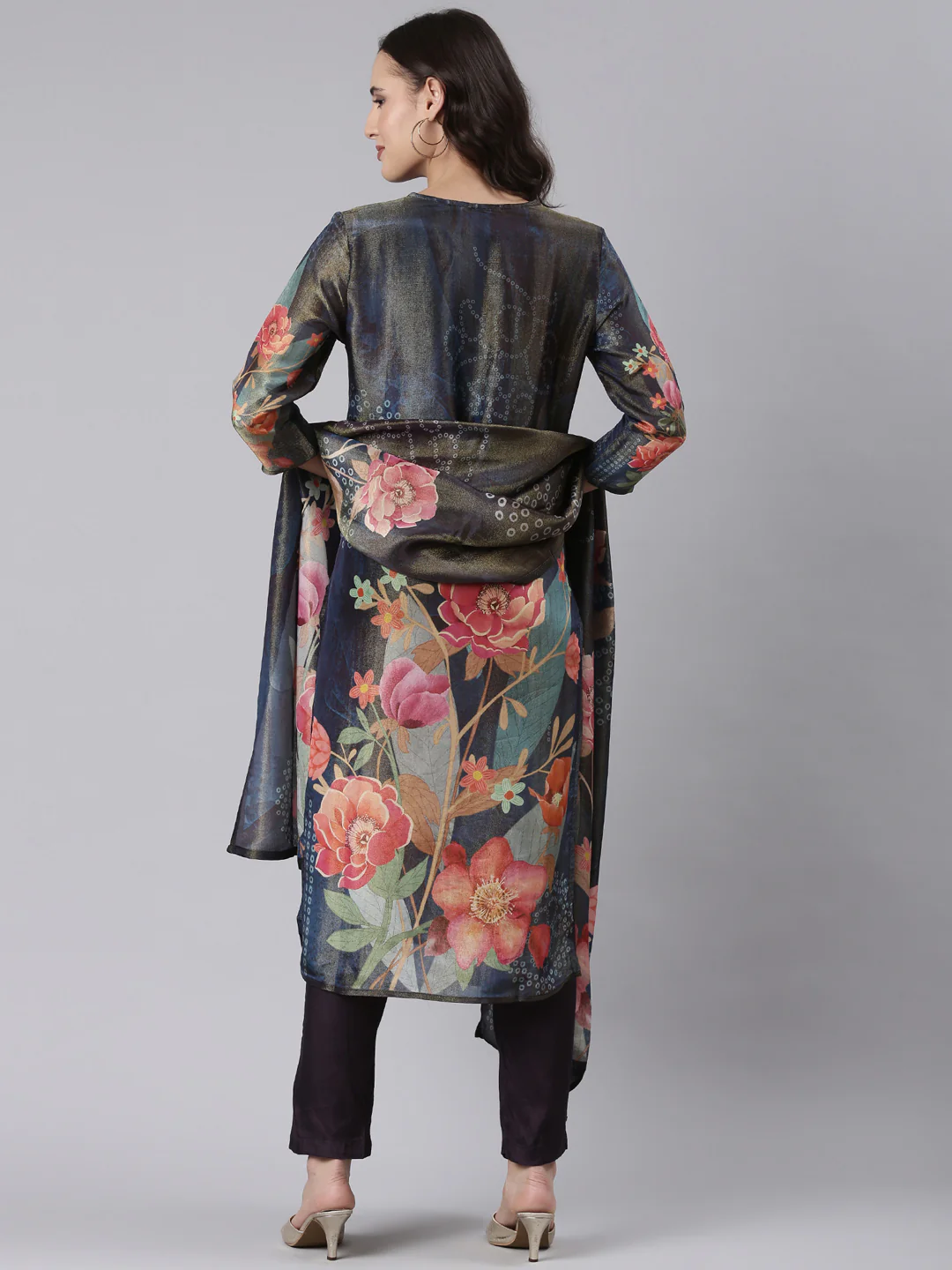 Black Tissue Printed Three Piece Set - Image 3