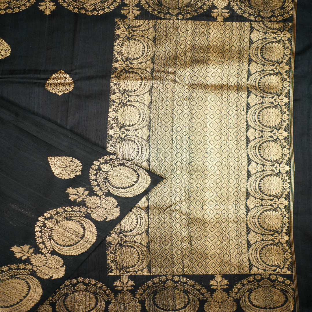 Black Tussar Handloom Jewellery Border All Over Buttas Saree - Image 3