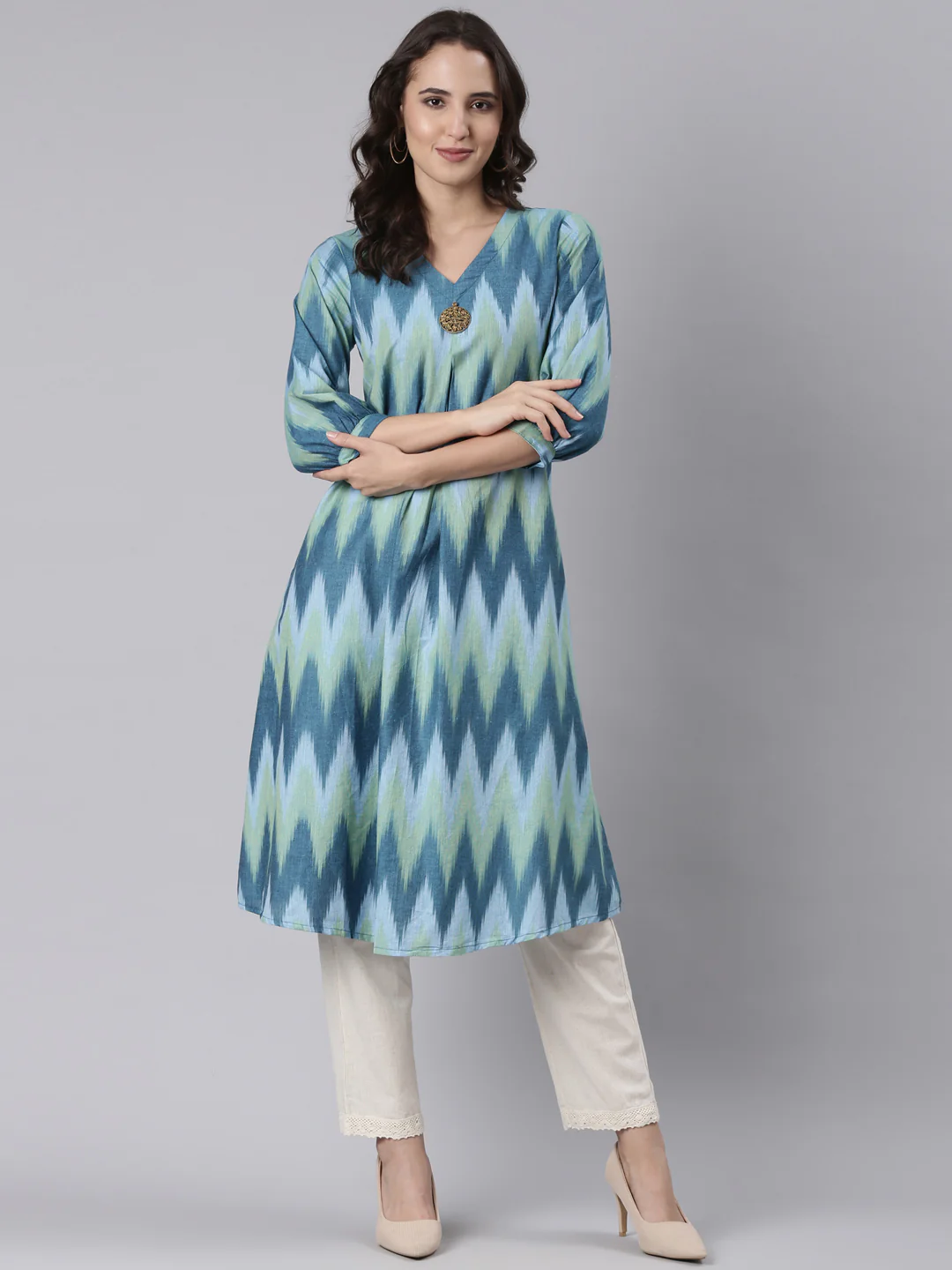 Blue Cotton Ikat Printed Kurta - Image 5