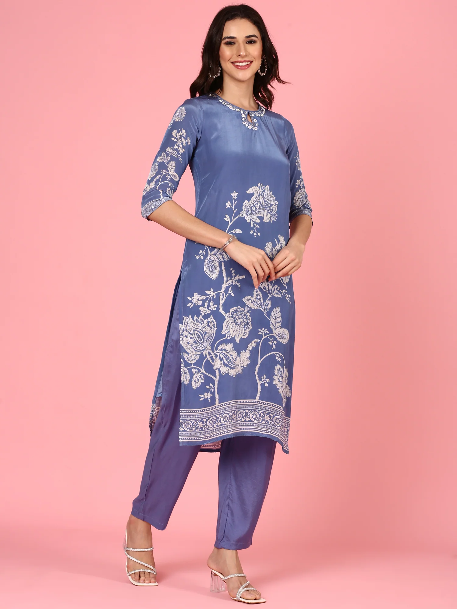 Blue Crepe Digital printed three piece suit Set - Image 3