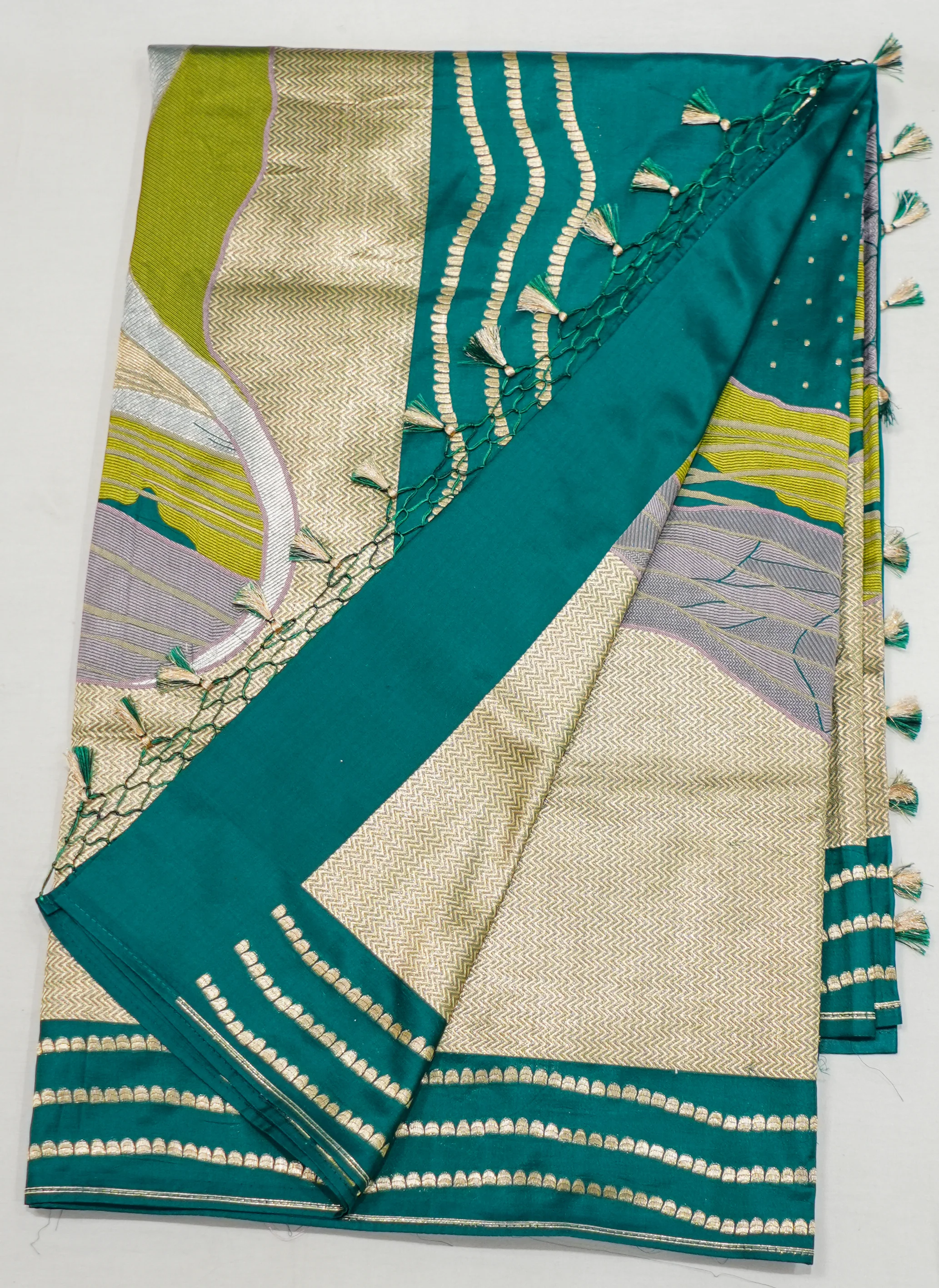 Bottle Green Banaras Silk Handwoven Saree - Image 4