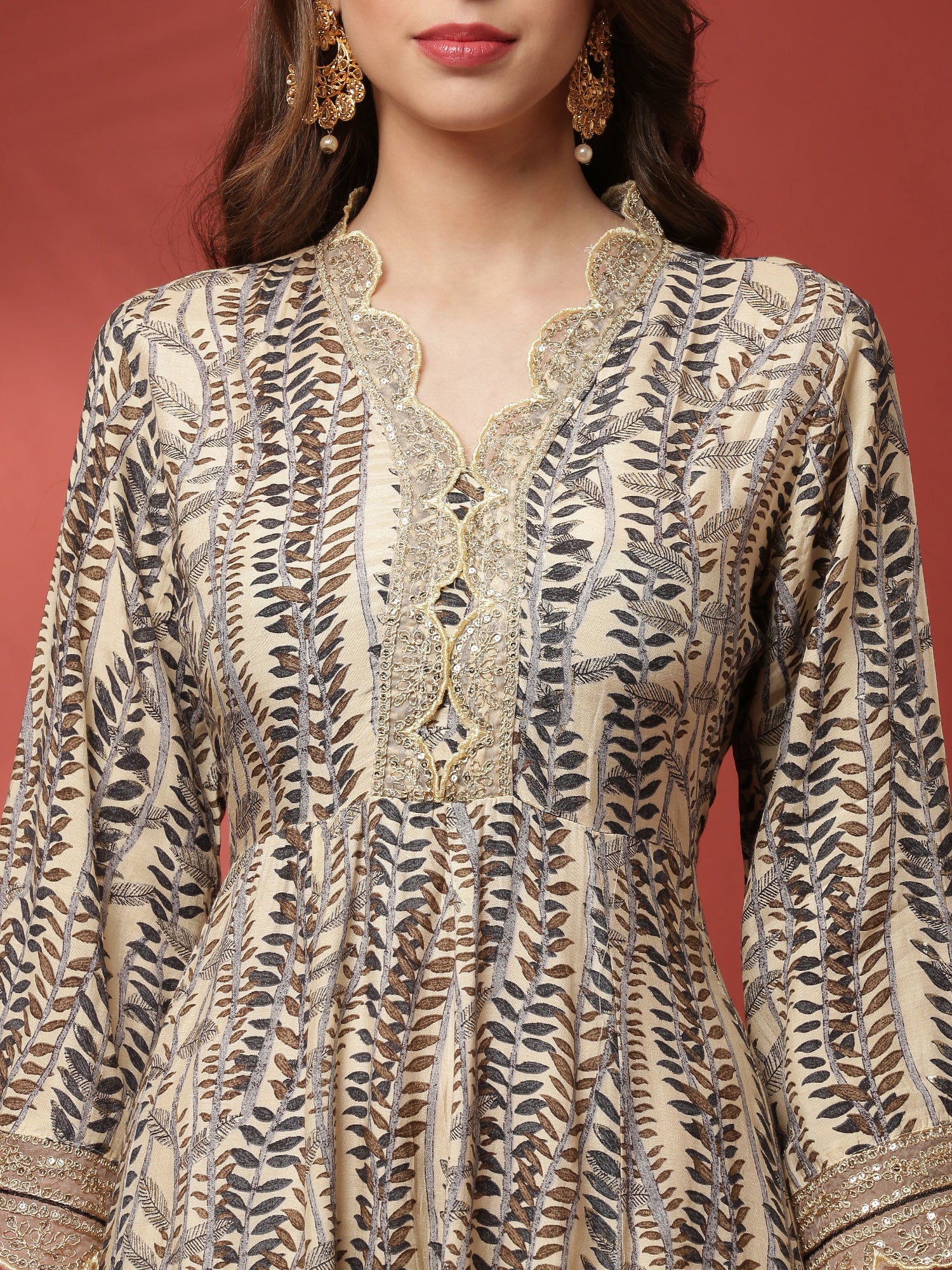 Cream and black printed gold zari embroiderey three suit set - Image 5