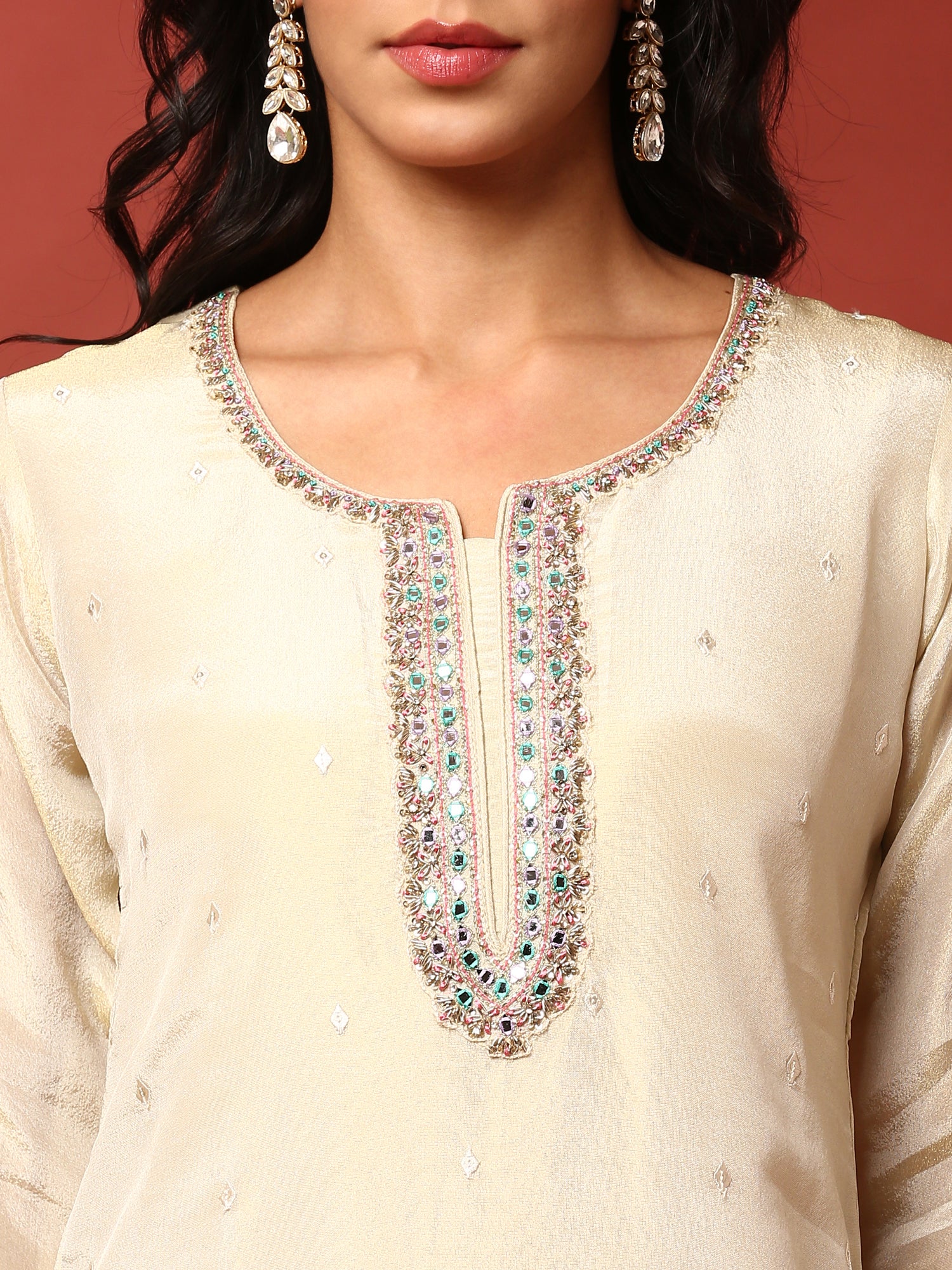 Cream crepe hand embroidered three piece suit set with Floral dupatta - Image 4