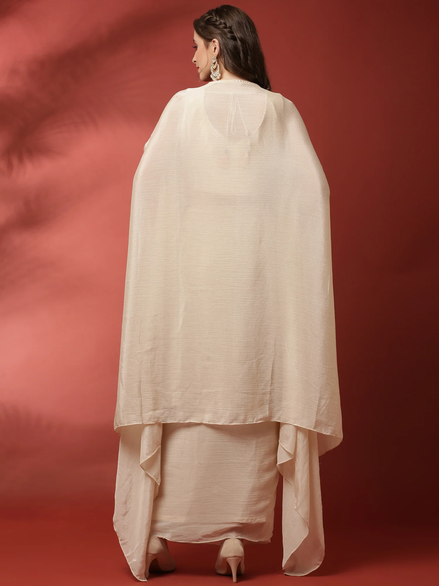Cream Handwork Blouse Skirt Set With Jacket - Image 3