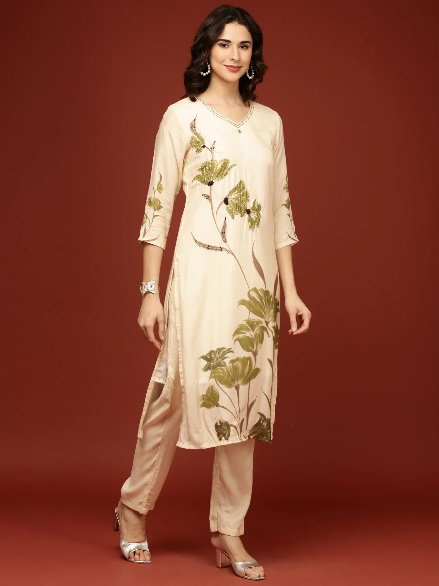 Cream Muslin Floral Printed Three Piece Set - Image 2