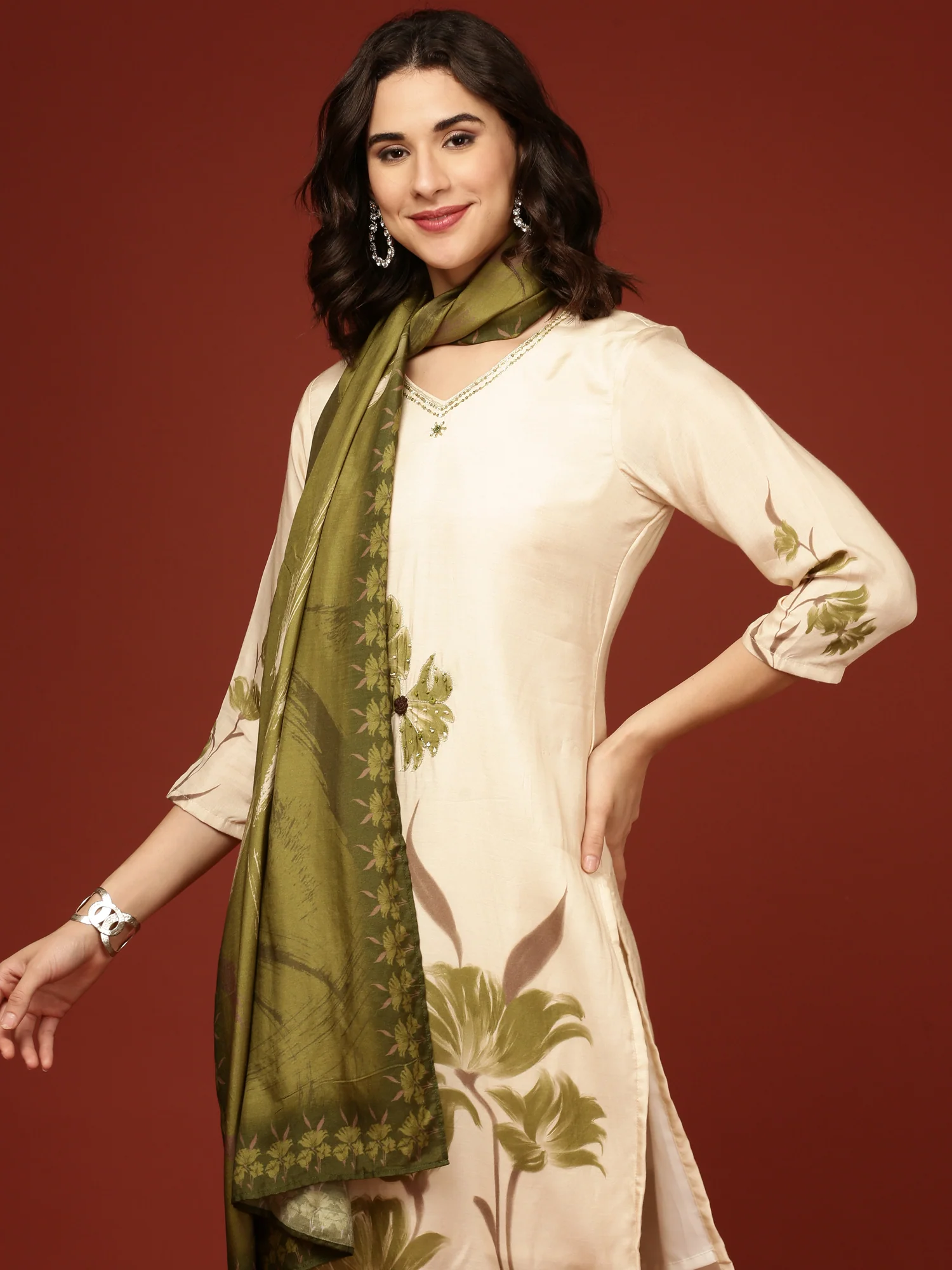 Cream Muslin Floral Printed Three Piece Set - Image 5