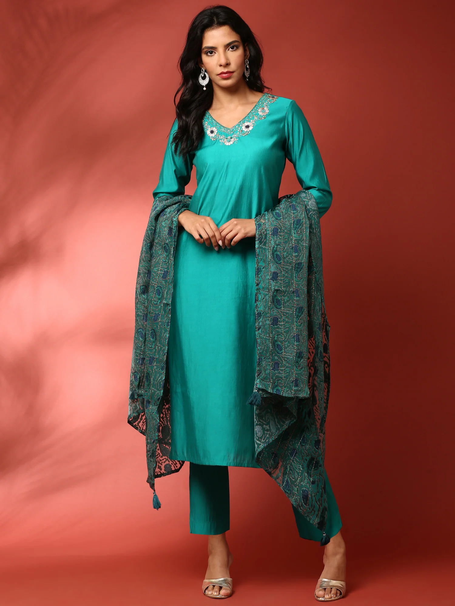 Green muslin embroidered three piece suit set - Image 5