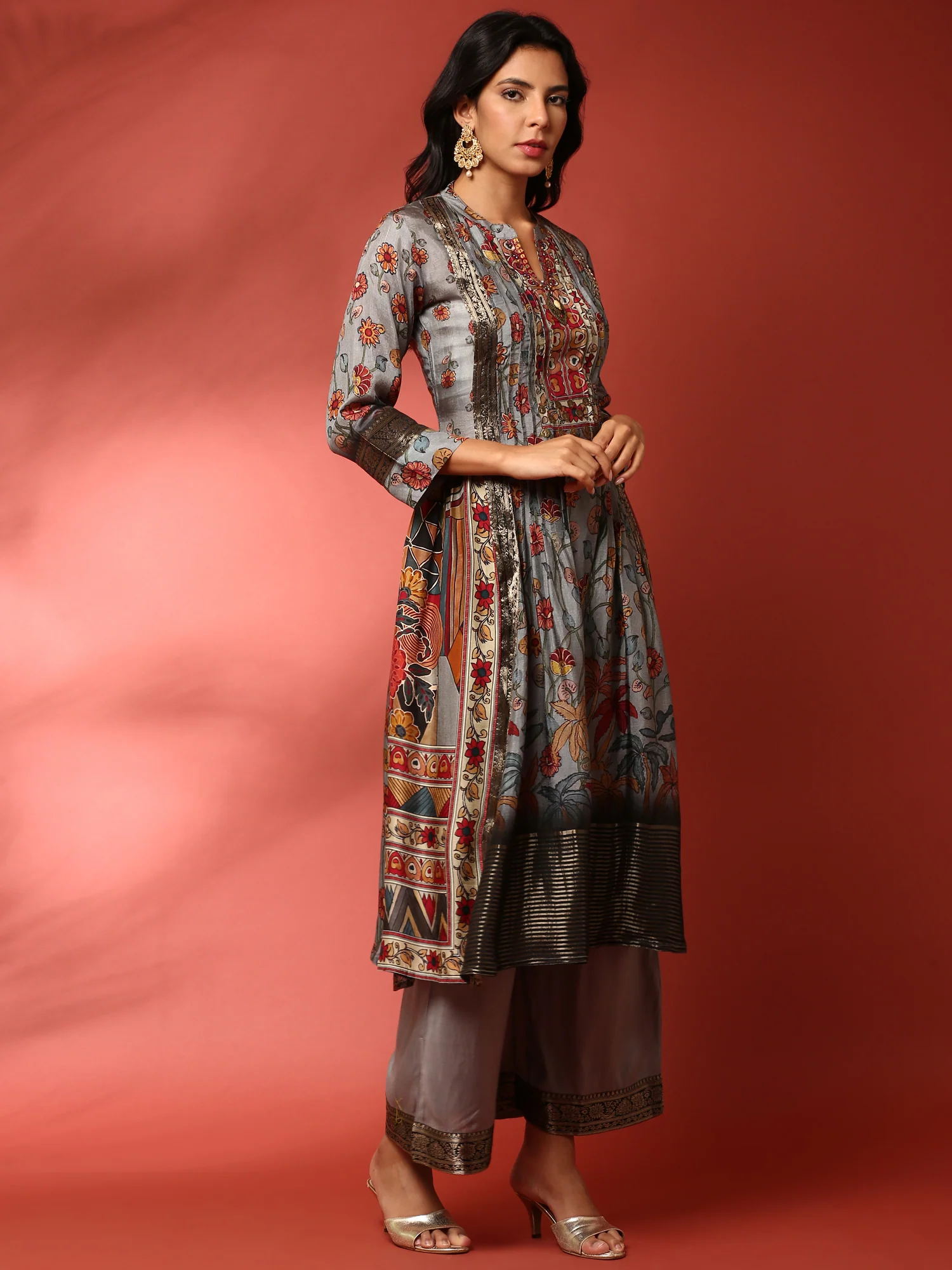 Grey Kalamkari Silk A-line three piece suit set - Image 3