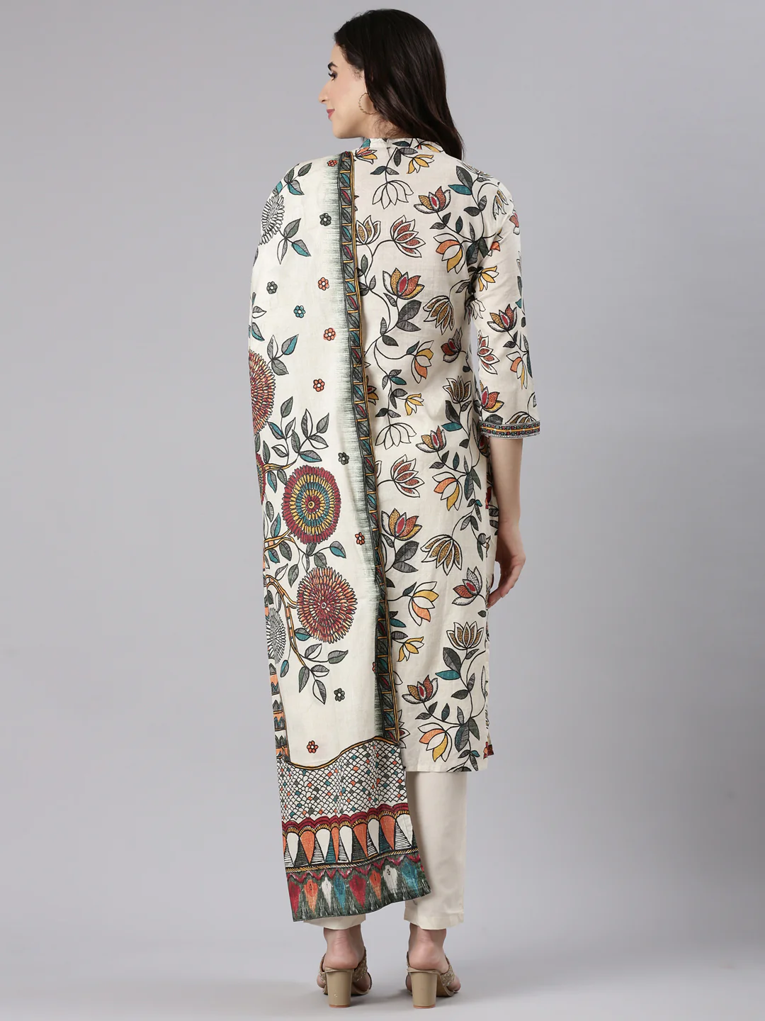 L Beige Slub Rayon Printed Three Piece Set - Image 3