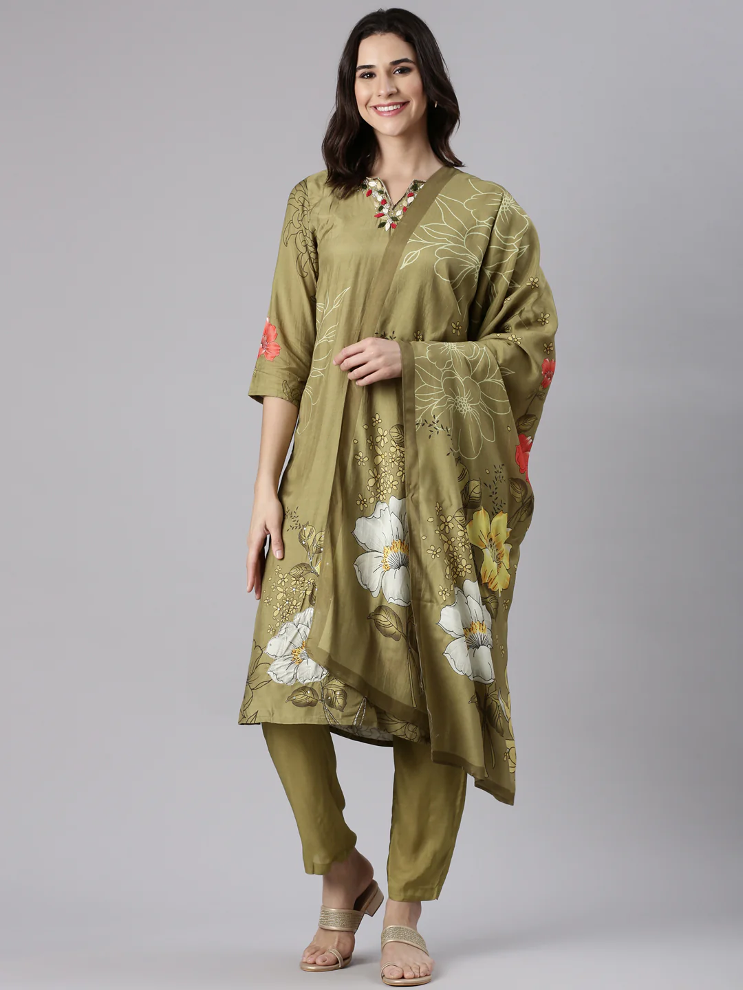 Mehadi Green Muslin Digital Print Three Piece Set - Image 5