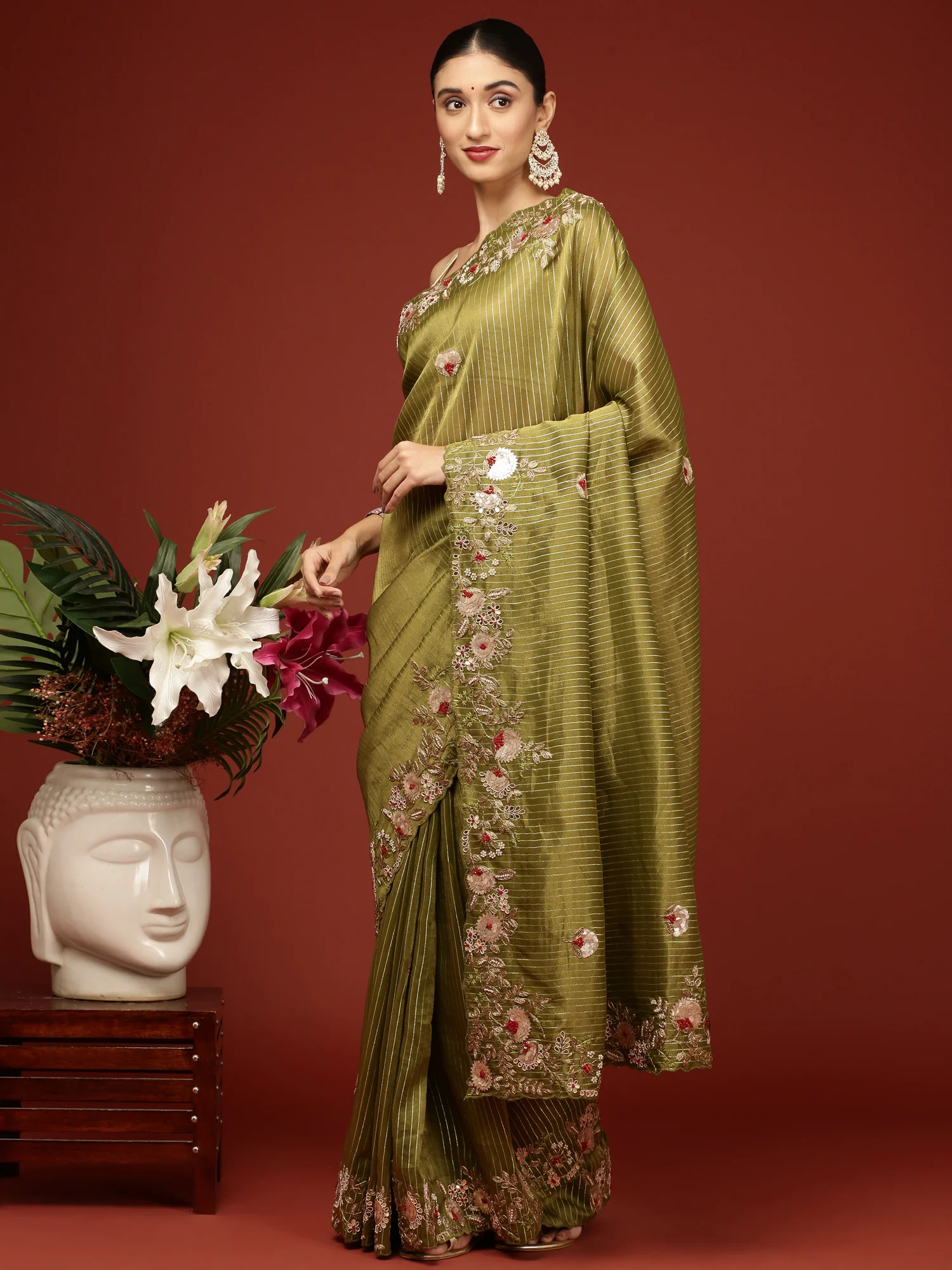 Mehandi Green Tissue Hand Embroidery Saree - Image 4