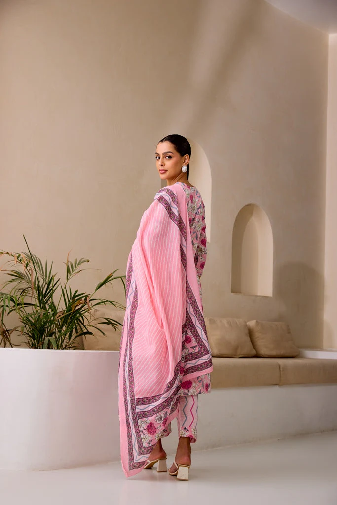 Neerus Baby Pink Straight Embellished Kurta And Trousers With Dupatta - Image 4