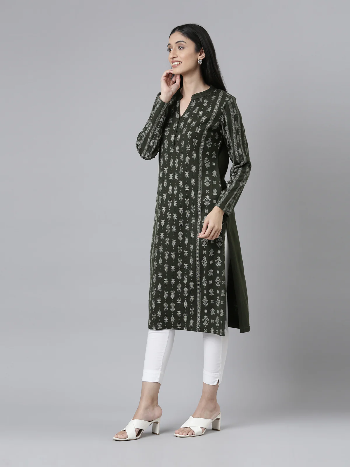 Neerus Winter Wear Band Collar Ethnic Motifs Printed Straight Fit Acrylic Regular Kurta For Women - Image 2