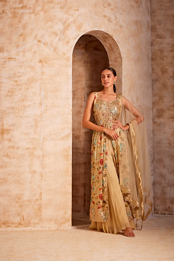 Neerus Beige Color Crepe Fabric Suit Set - Image 4