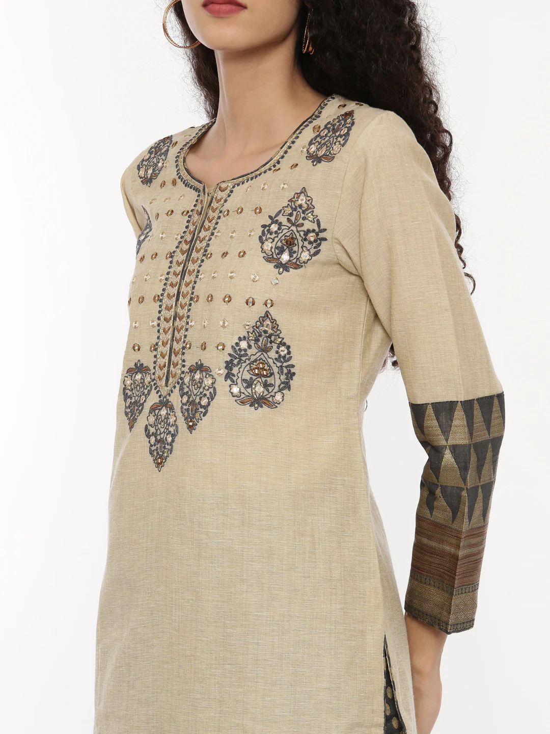 Neerus Beige & Green Embroidered Kurta With Pant & Dupatta - Image 2