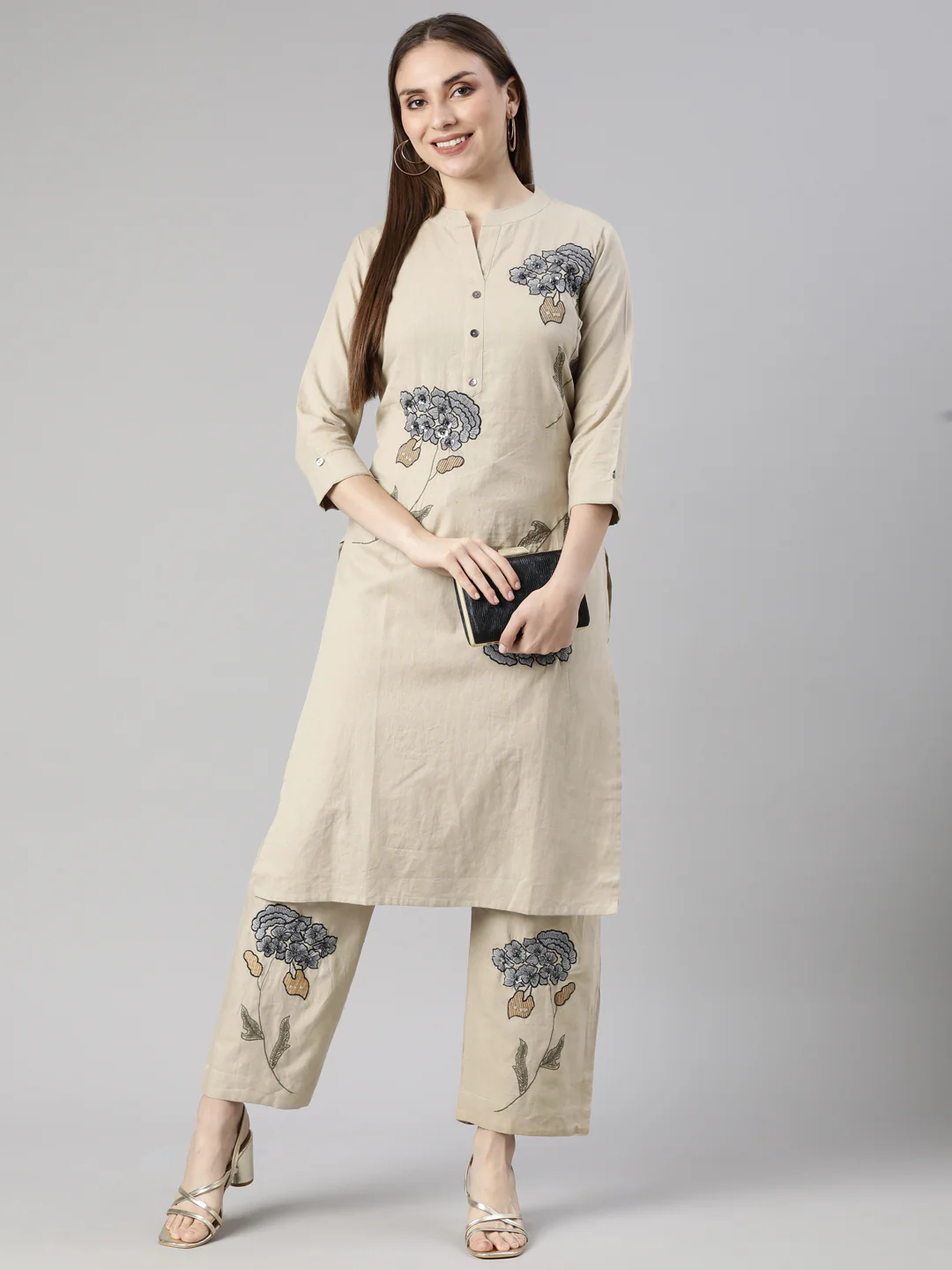 Neerus Beige Regular Straight Floral Kurta And  Trousers - Image 5