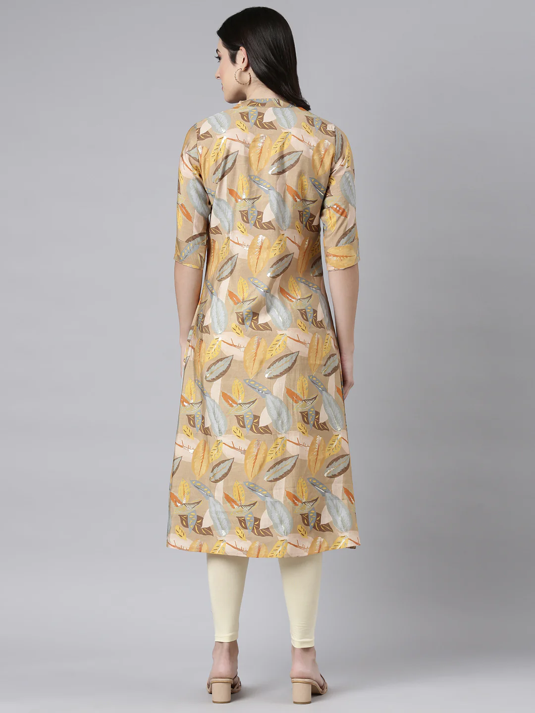 Neerus Beige Regular Straight Floral Kurta - Image 3