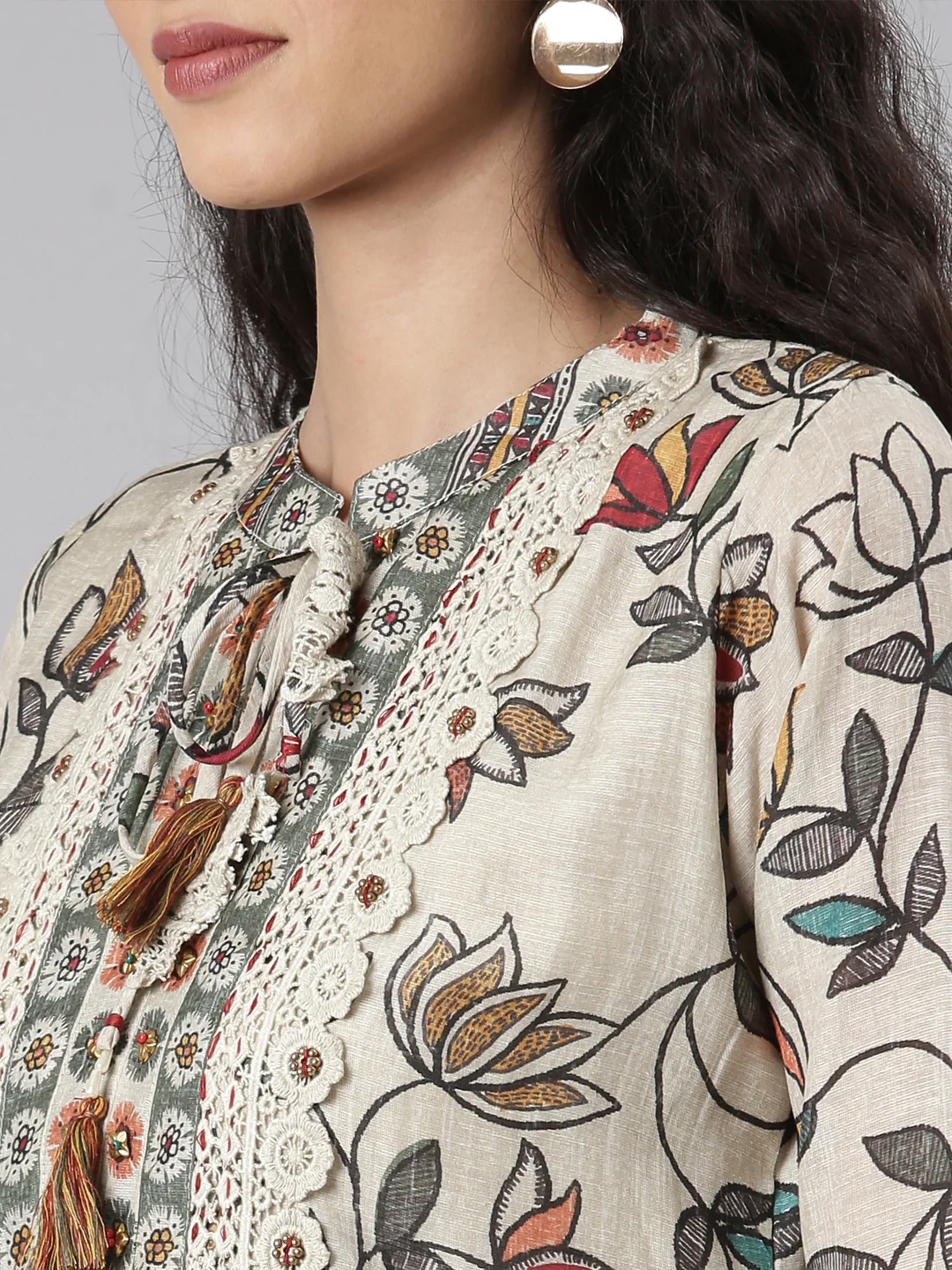 Neerus Beige Straight Casual Floral Kurta and Trouser with Dupatta - Image 5