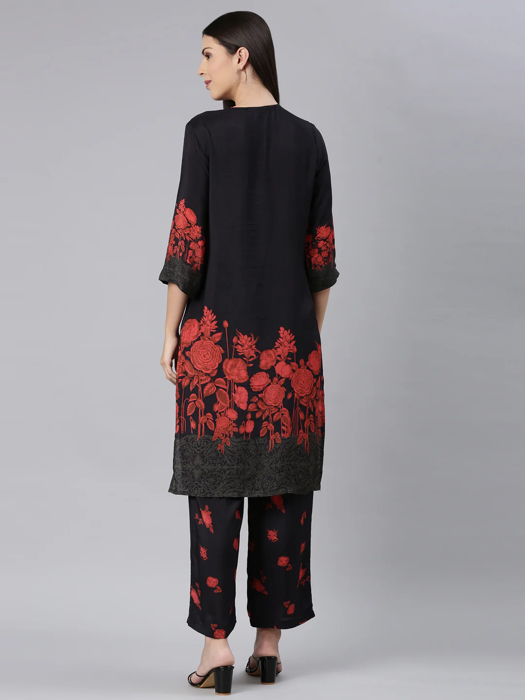 Neerus Black Casual Floral Straight Kurta and Trouser - Image 4