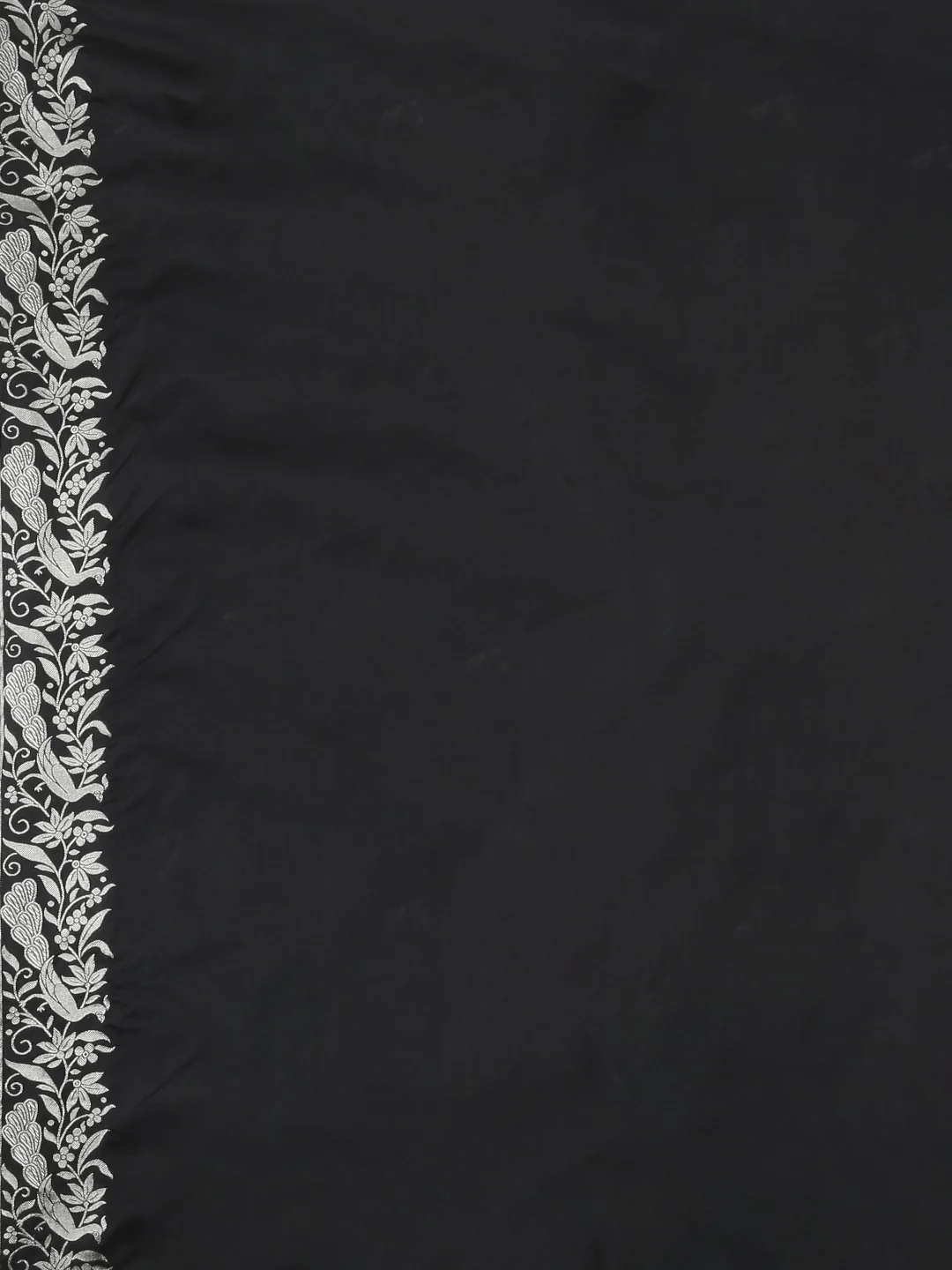 Neerus Black Color Silk Fabric Saree - Image 6