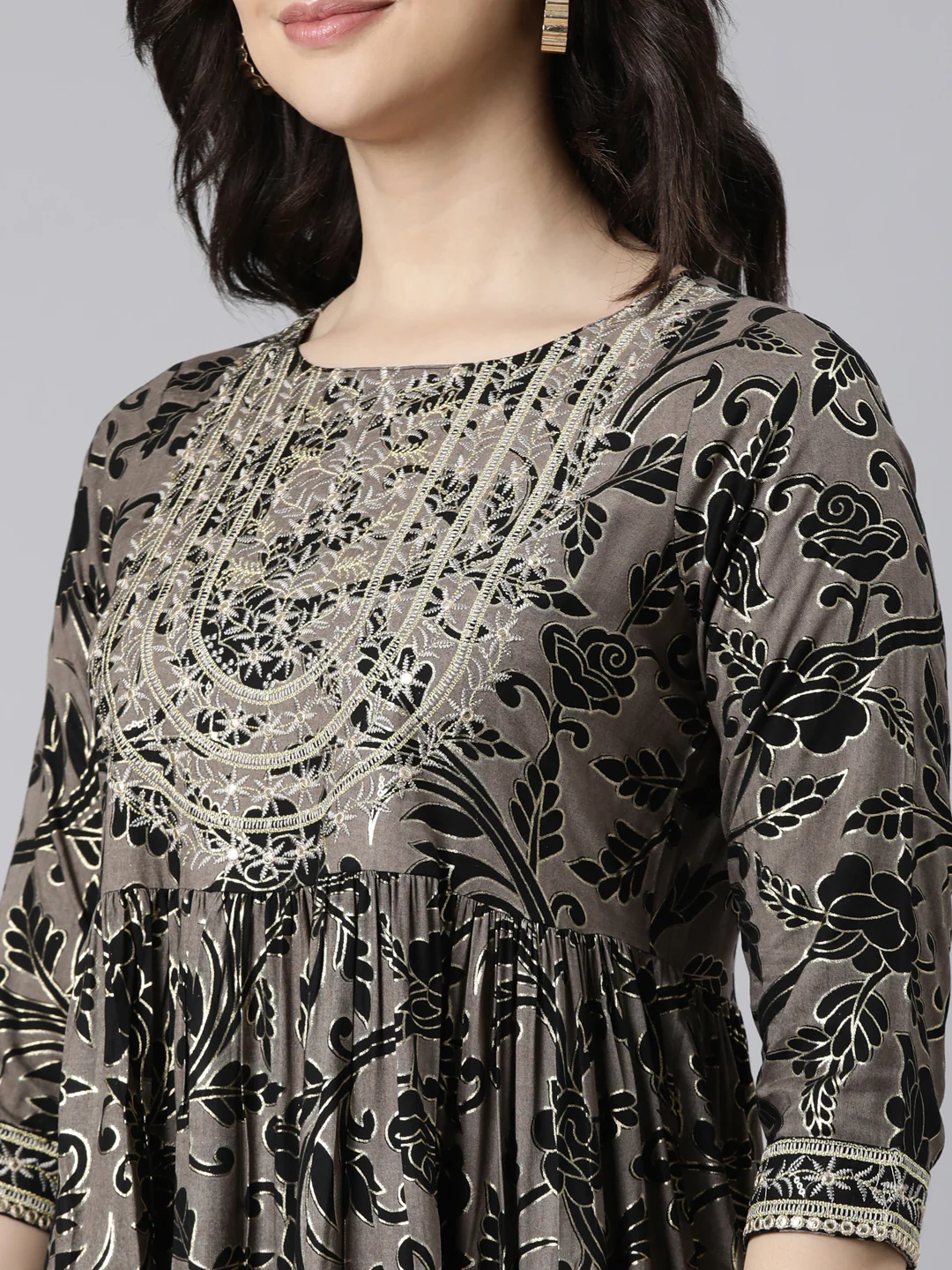 Neerus Black Flared Casual Floral Maxi Dresses - Image 4