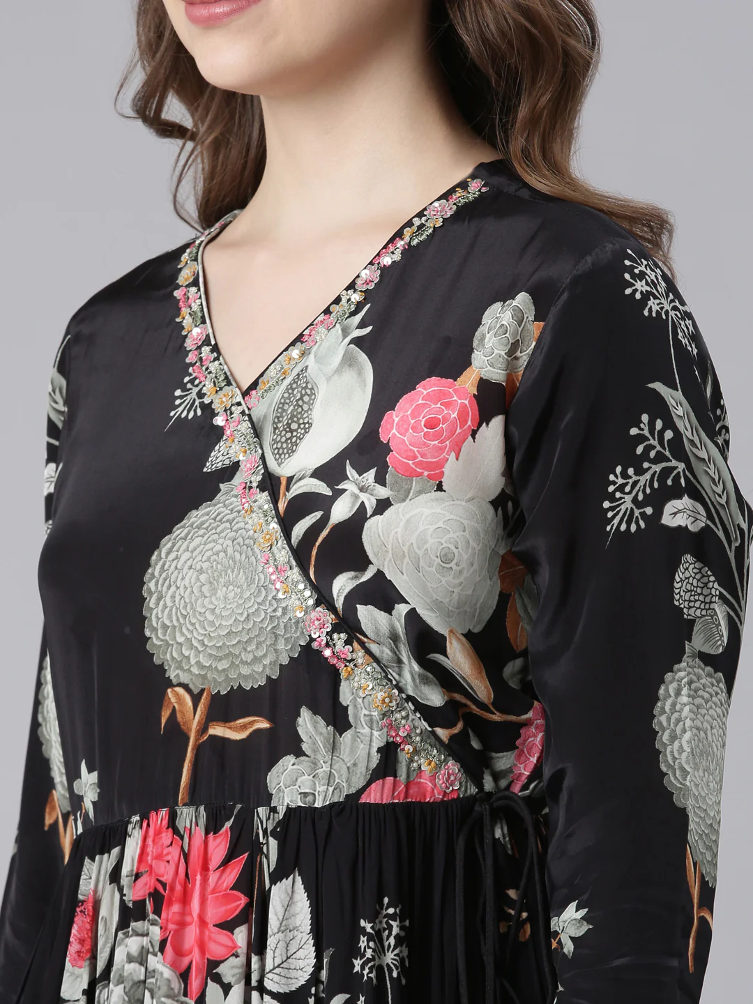 Neerus Black Muslin Curved Casual Floral Kurta and Trouser with Dupatta - Image 5