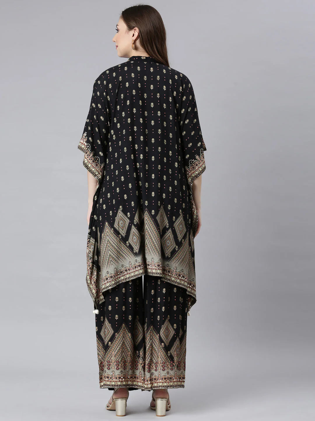 Neerus Black Panelled Straight Floral Kurta And Palazzos - Image 4