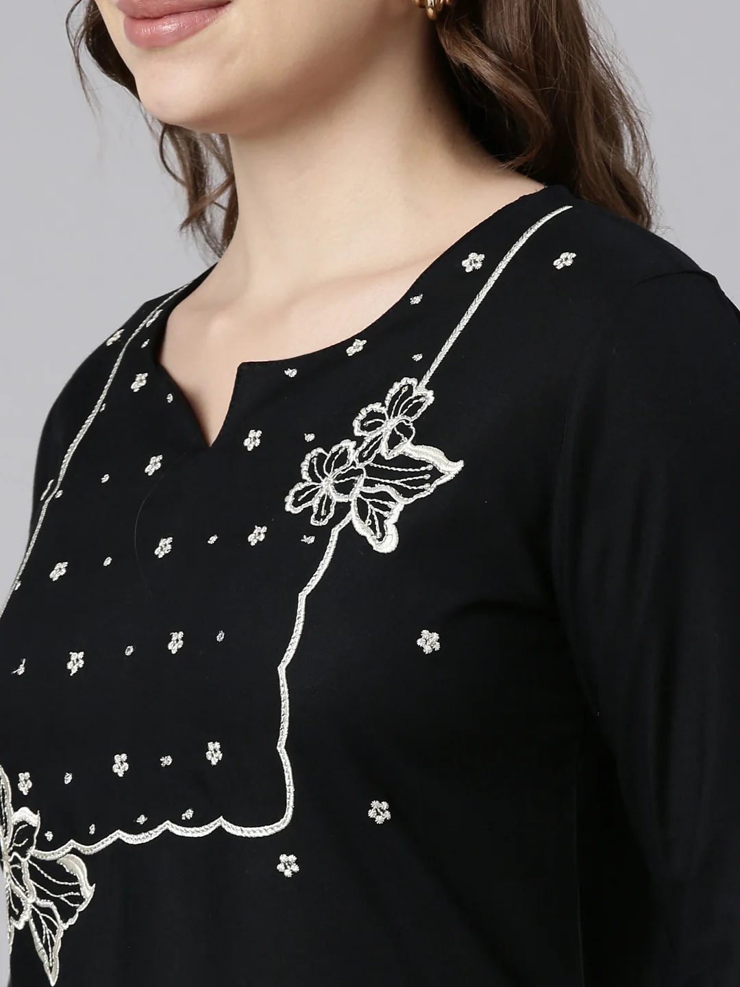 Neerus Black Panelled Straight Floral Kurta - Image 4