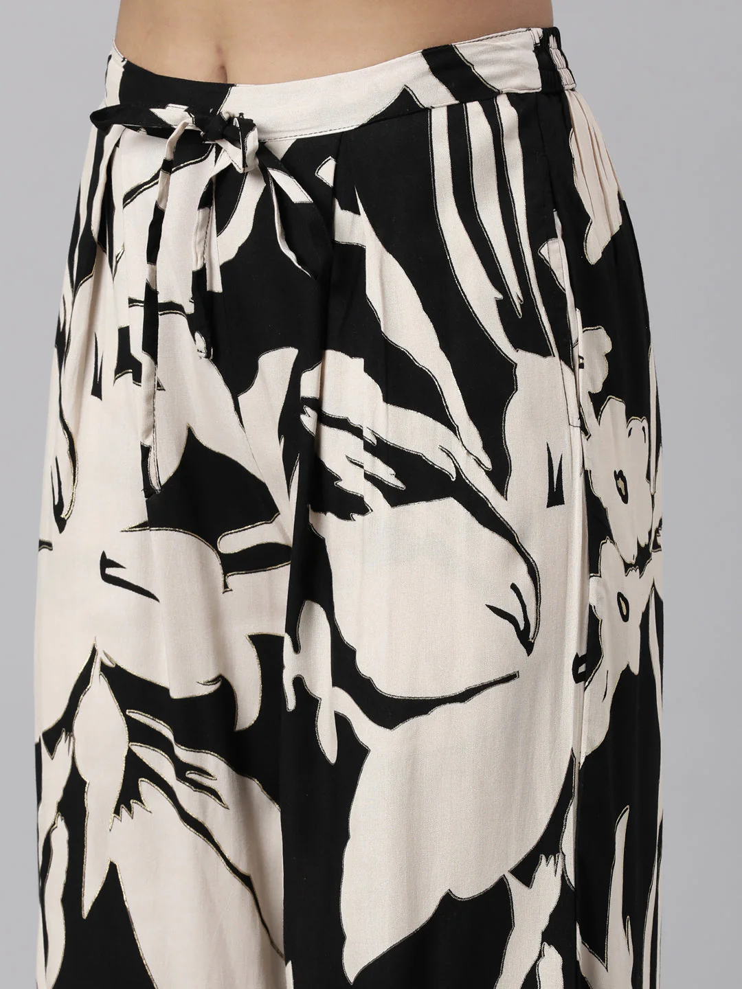 Neerus Black Panelled Straight Printed Kurta And Palazzos - Image 7
