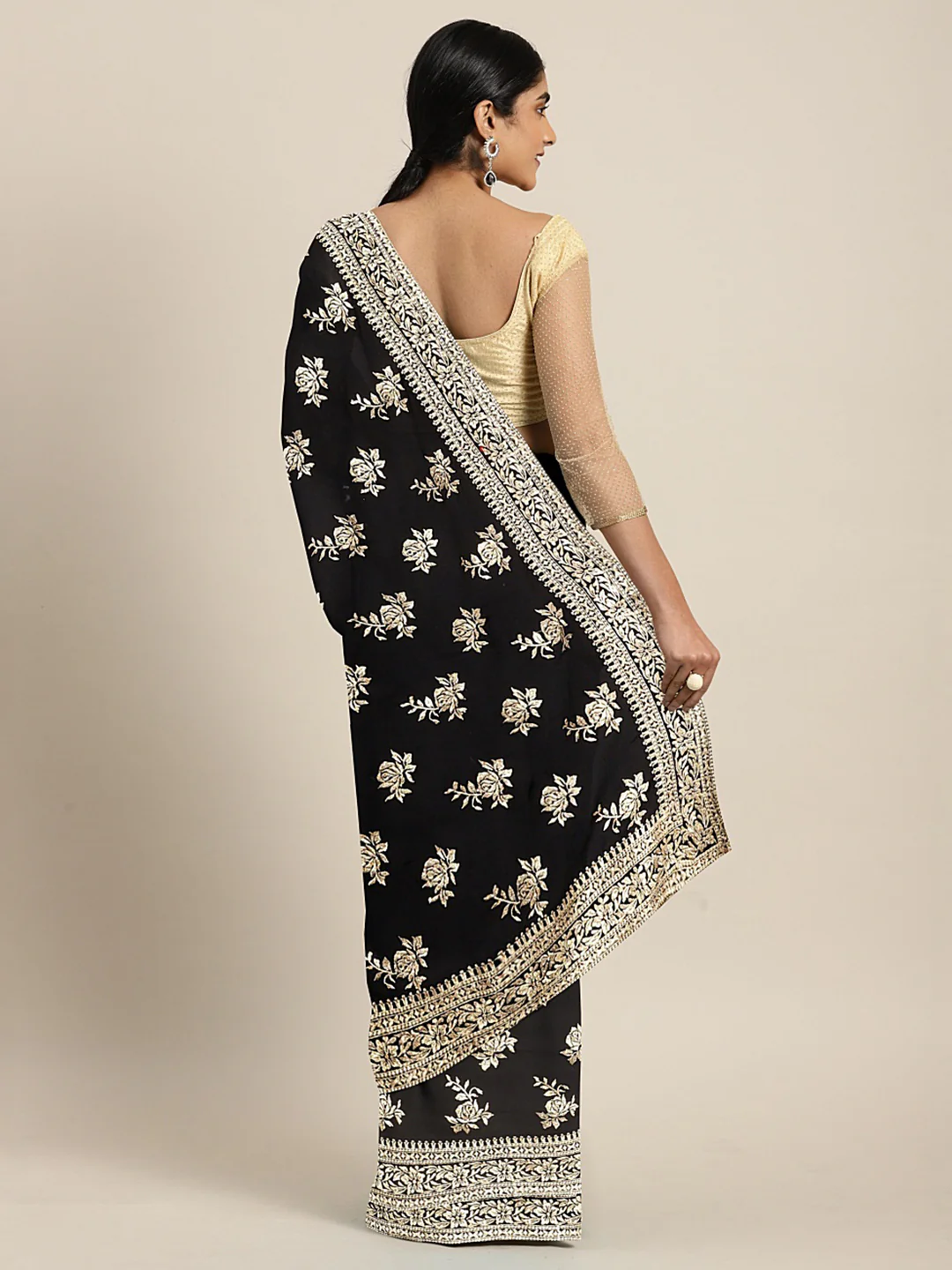 Neerus Black Printed Saree With Blouse - Image 2