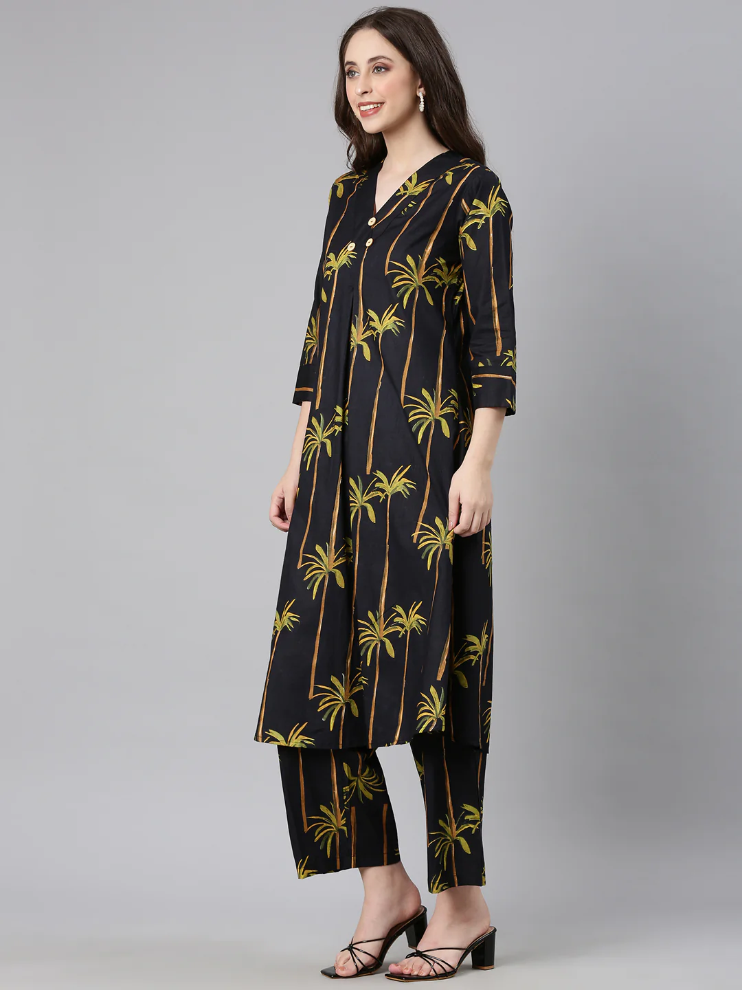 Neerus Black Printed Straight Kurta and Trousers - Image 2