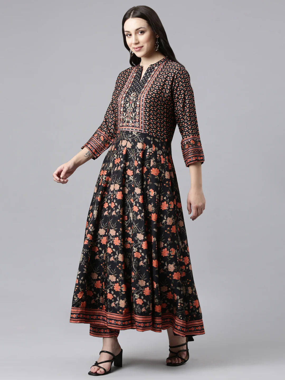 Neerus Black Regular Anarkali Kurta and Trousers With Dupatta - Image 2
