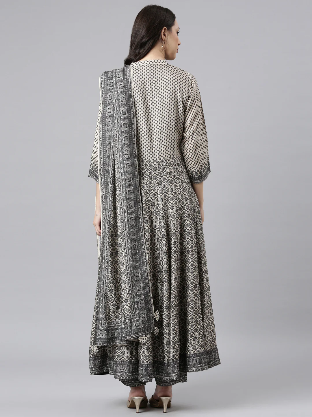 Neerus Black Regular Anarkali Kurta and Trousers With Dupatta - Image 3