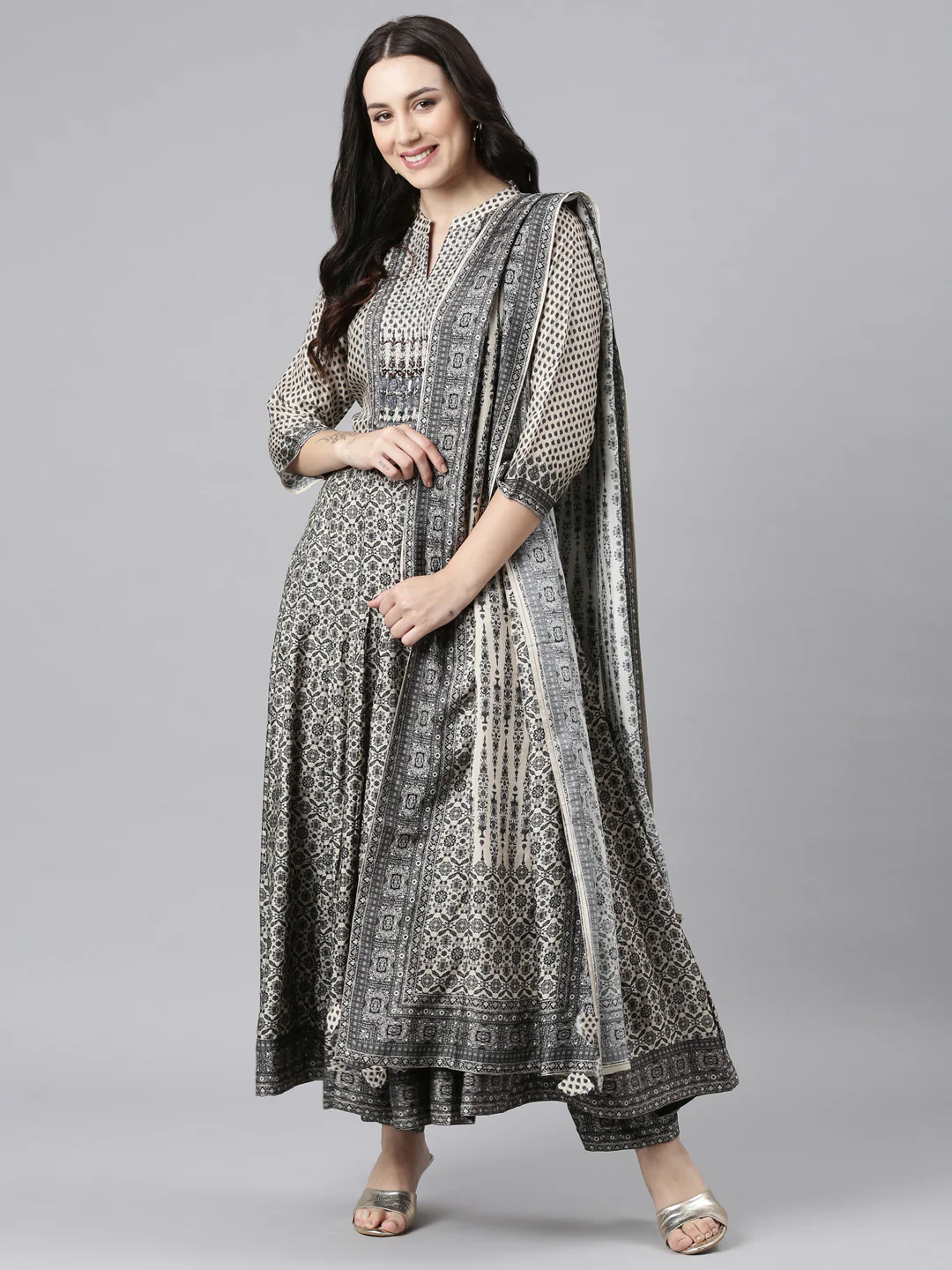 Neerus Black Regular Anarkali Kurta and Trousers With Dupatta - Image 5