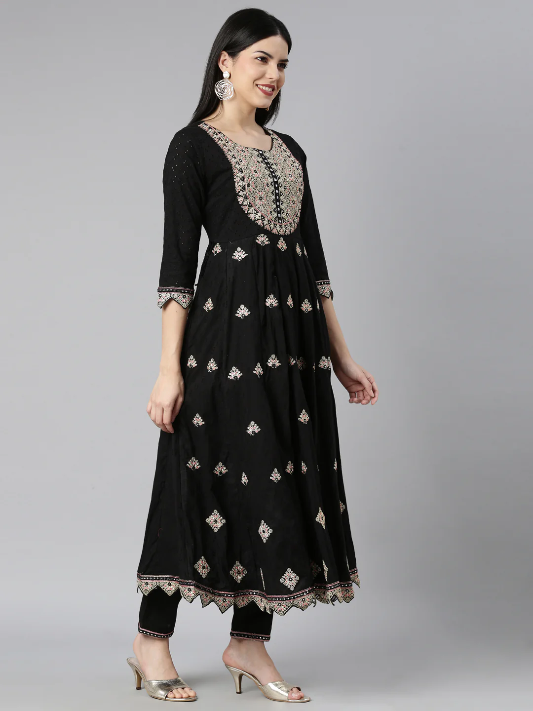 Neerus Black Regular Straight Floral Kurta And Trousers With Dupatta - Image 2