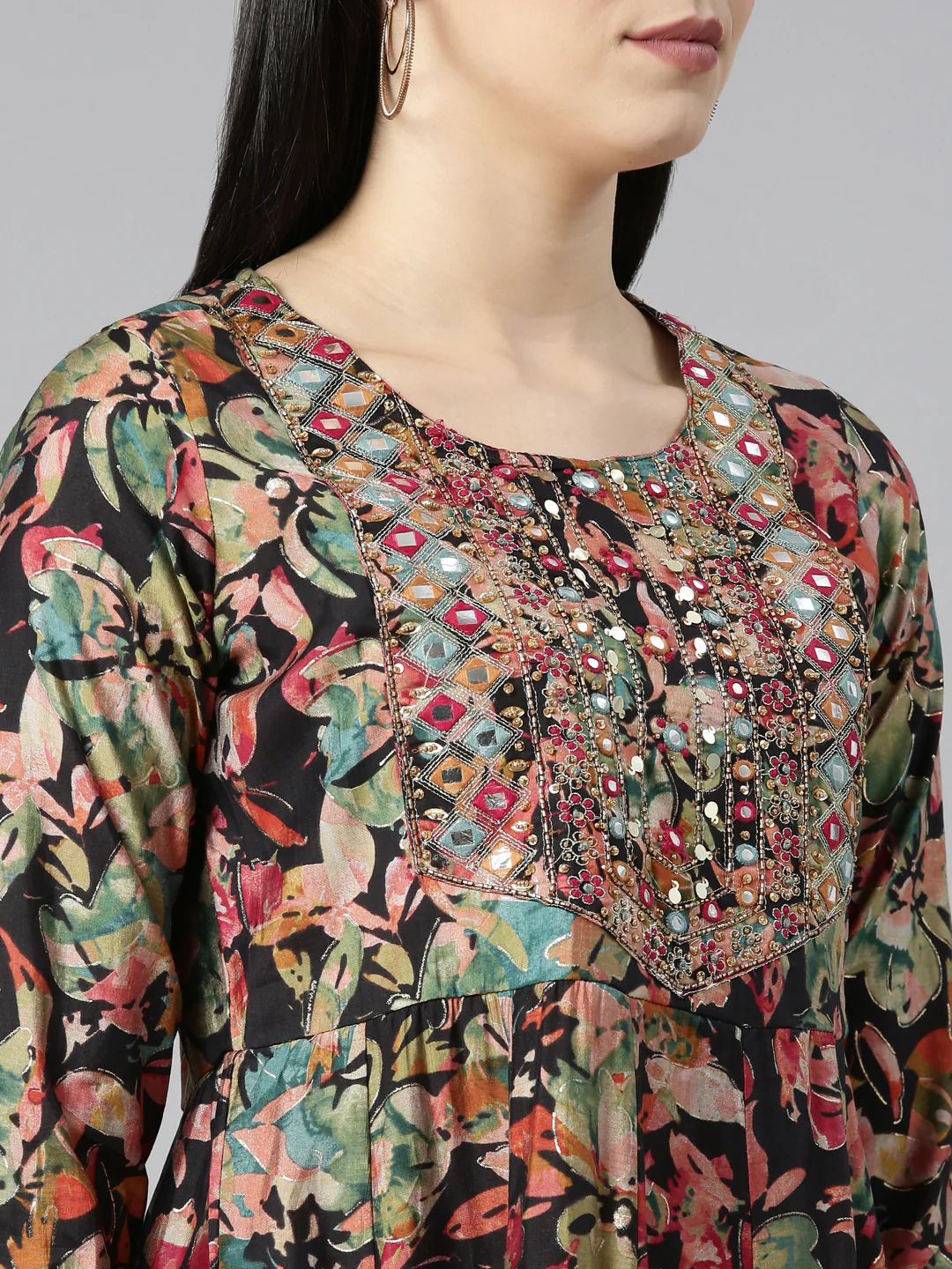 Neerus Black Regular Straight Floral Kurta And Trousers With Dupatta - Image 4