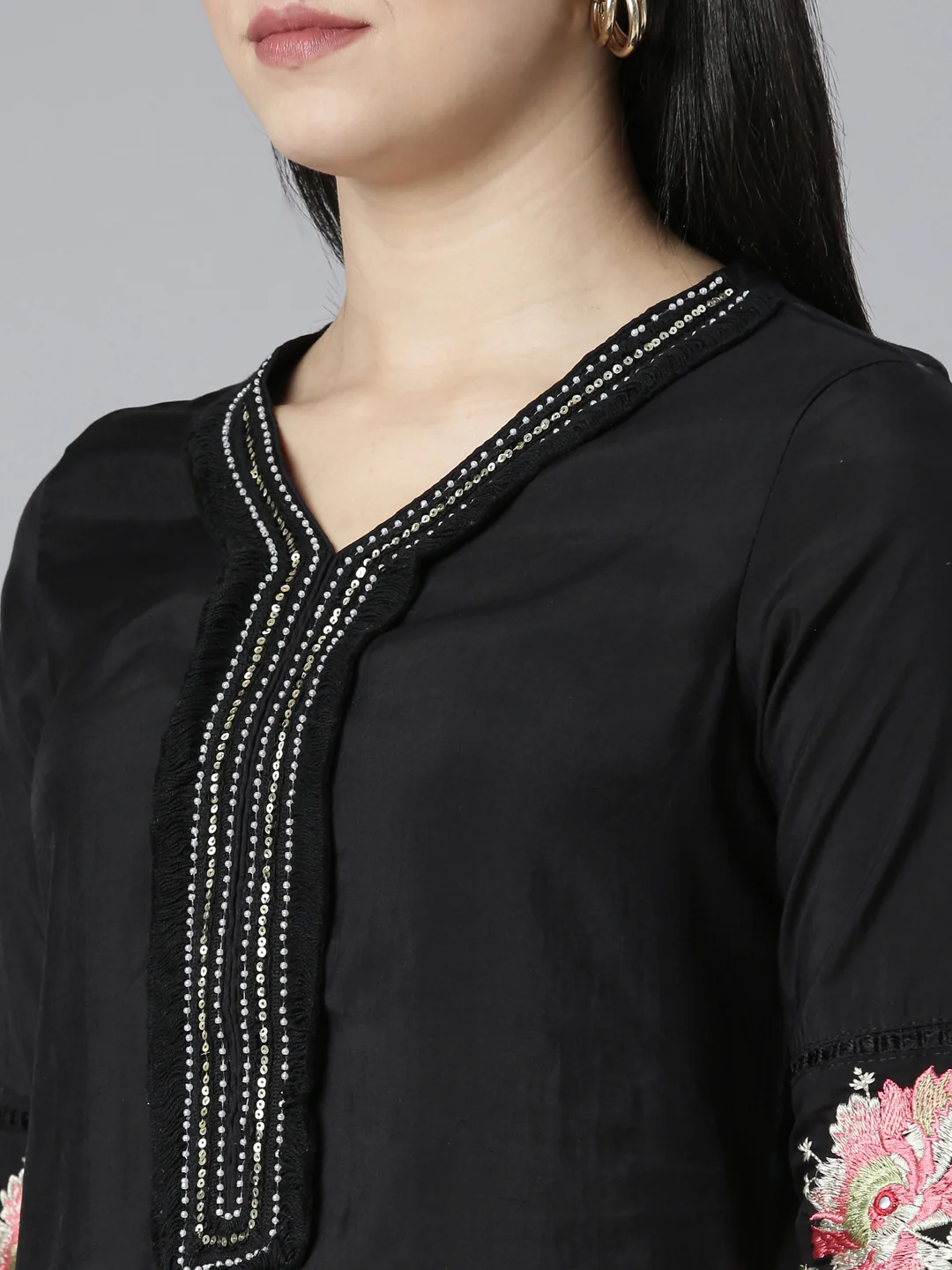 Neerus Black Regular Straight Floral Kurta And Trousers With Dupatta - Image 4