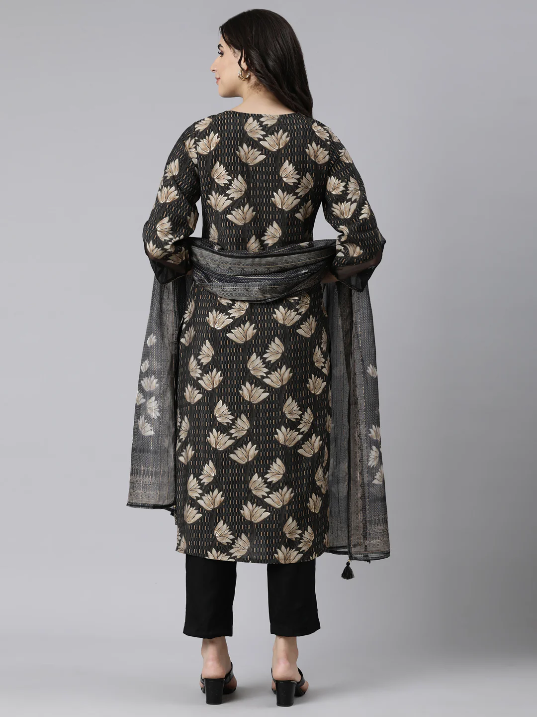 Neerus Black Regular Straight Floral Kurta And Trousers With Dupatta - Image 3