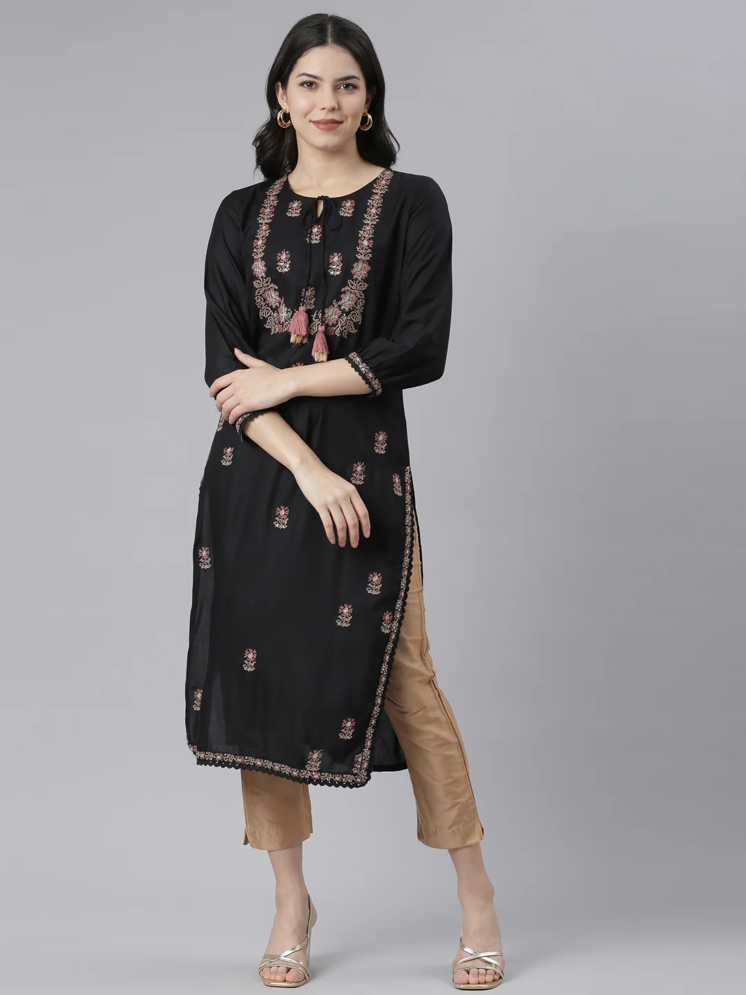 Neerus Black Regular Straight Floral Kurta
