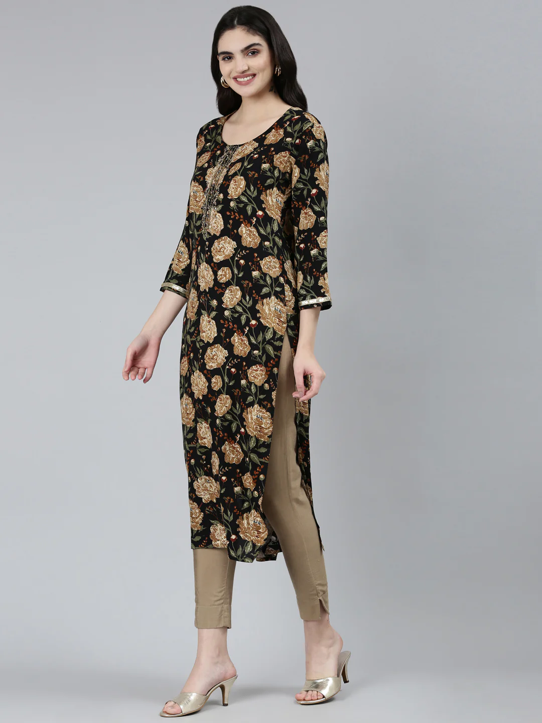 Neerus Black Regular Straight Floral Kurta - Image 2