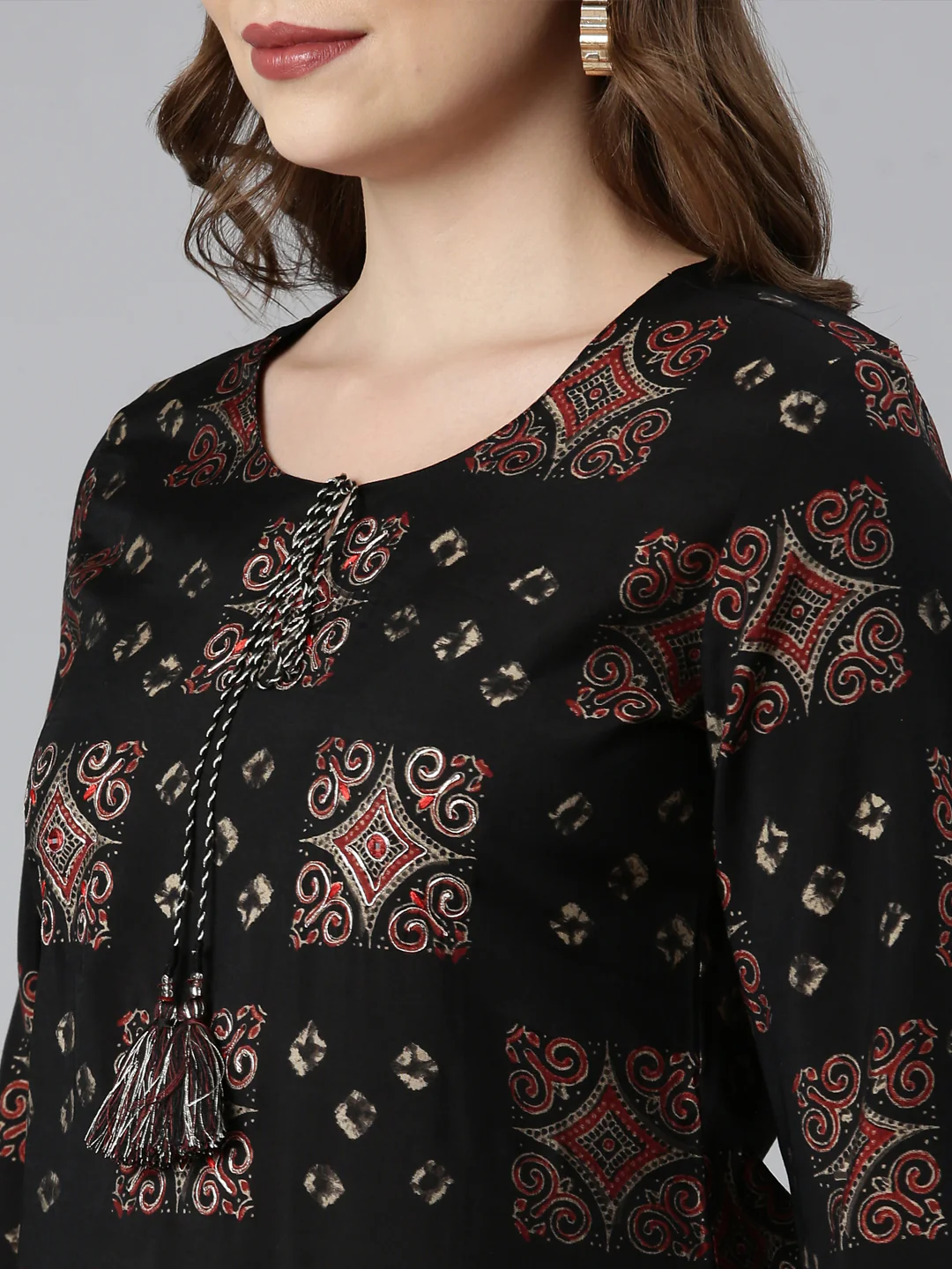 Neerus Black Regular Straight Geometric Kurta And  Trousers With Dupatta - Image 7