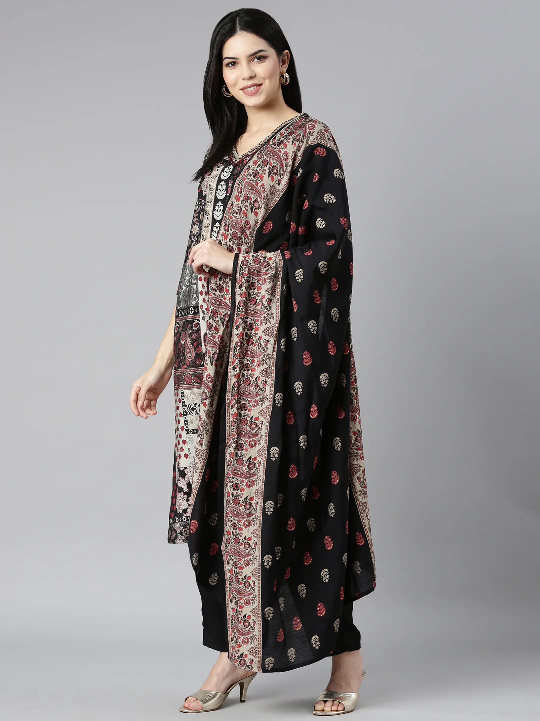 Neerus Black Regular Straight Paisley Kurta And Trousers With Dupatta - Image 5