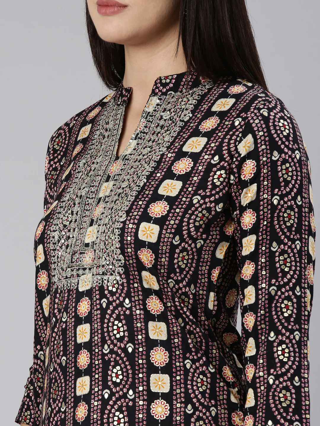 Neerus Black Regular Straight Paisley Kurta - Image 4