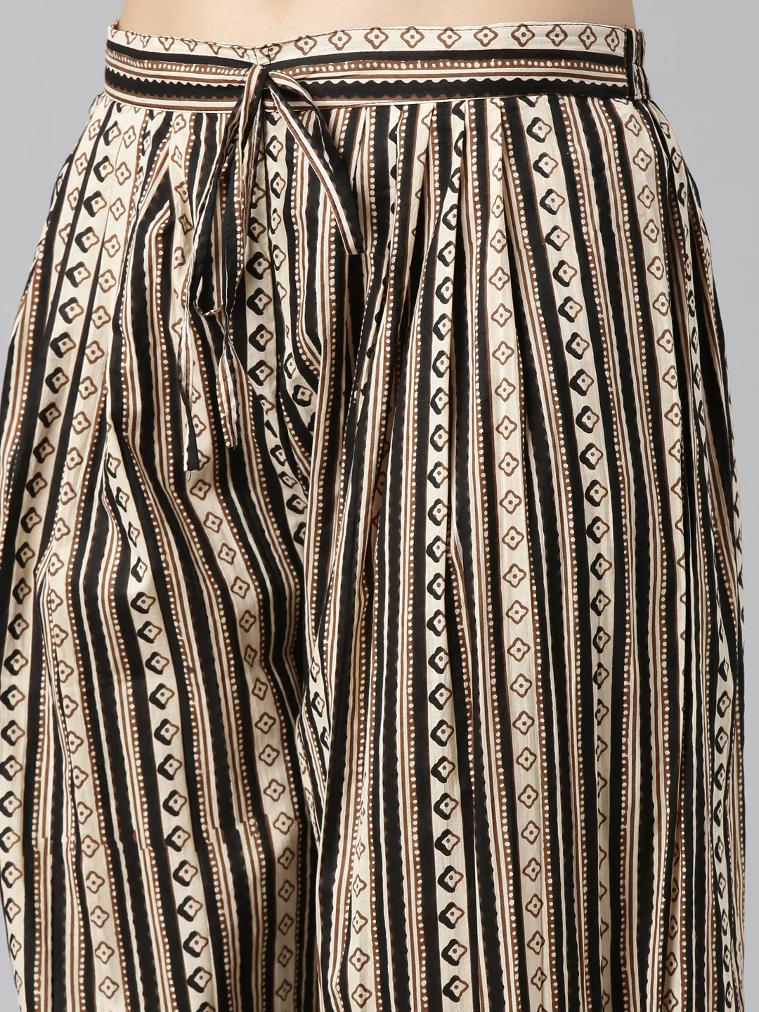 Neerus Black Regular Straight Printed Kurta And Salwar With Dupatta - Image 6