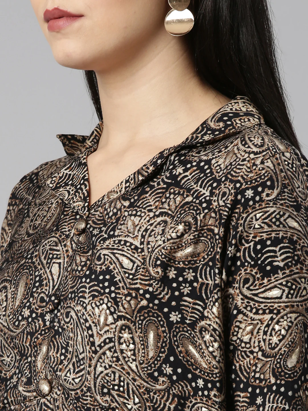 Neerus Black Regular Straight Printed Kurta And Trousers - Image 4