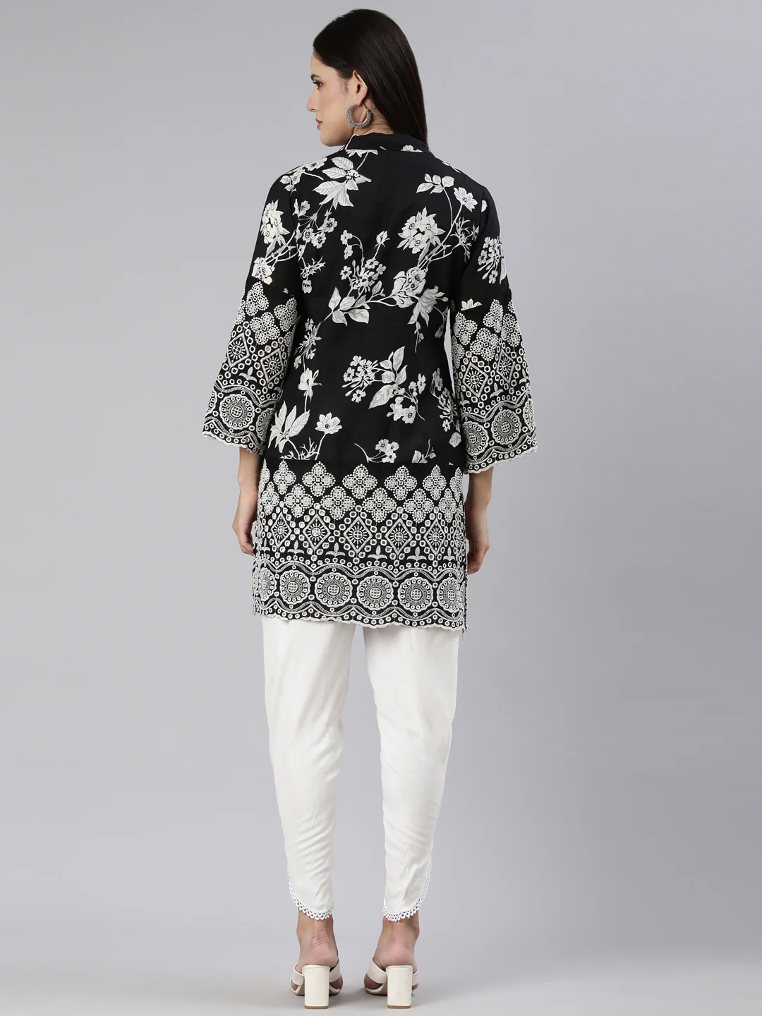 Neerus Black Regular Straight Printed Kurta And Trousers - Image 3