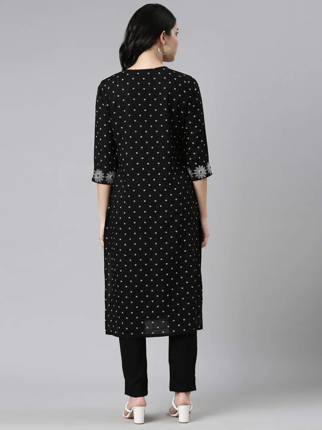 Neerus Black Regular Straight Printed Kurta And Trousers - Image 3