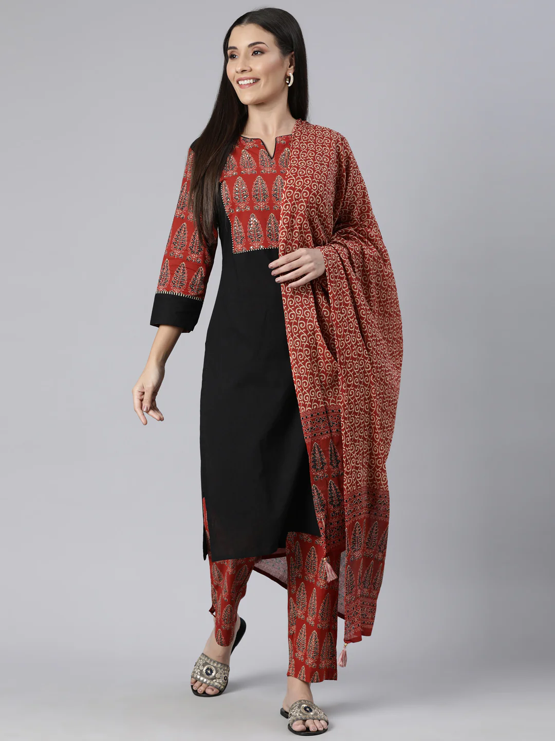 Neerus Black Regular Straight Solid Kurta And Trousers With Dupatta - Image 5
