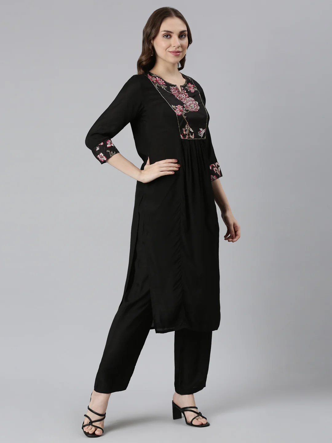 Neerus Black Regular Straight Solid Kurta and Trousers With Dupatta - Image 2